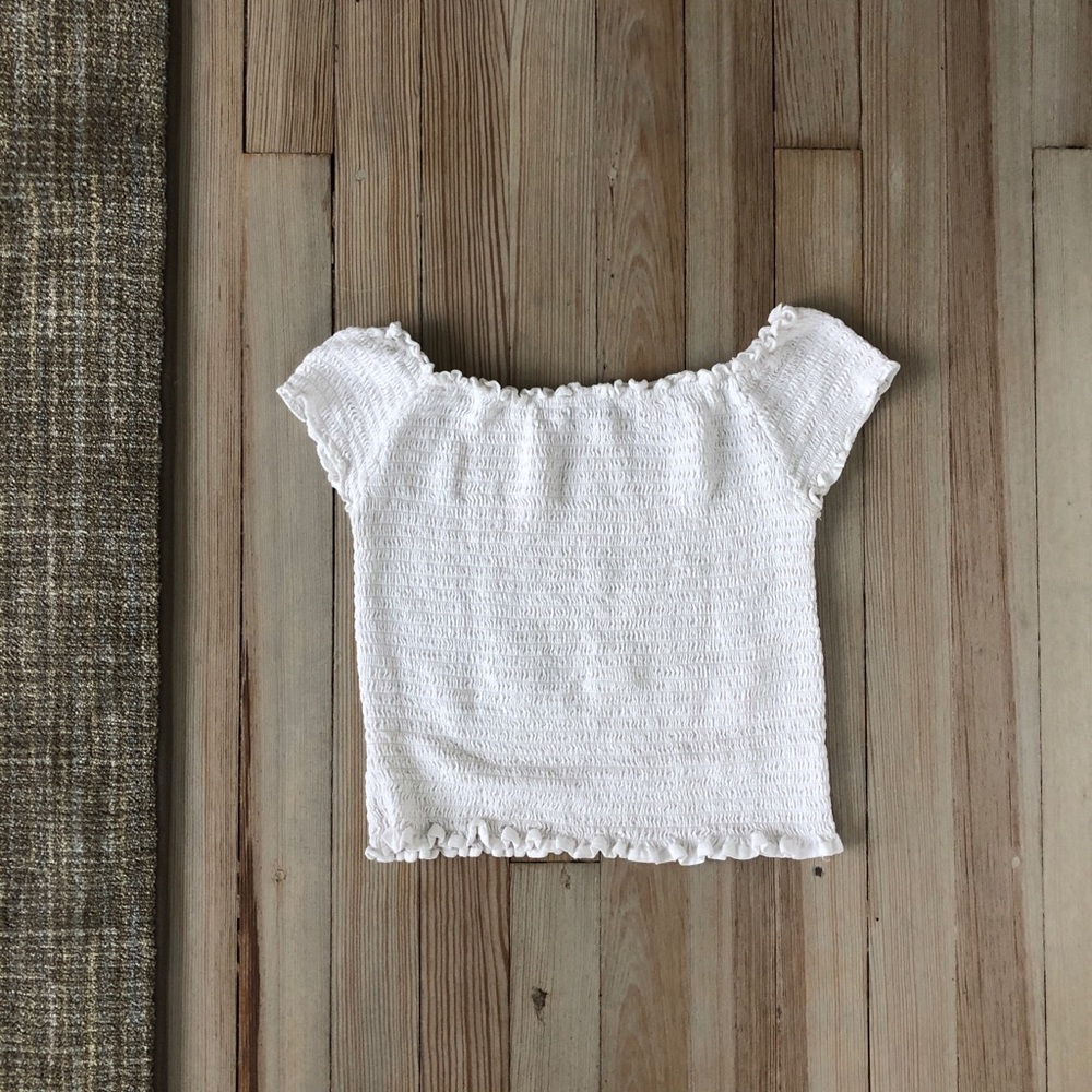 Brandy Melville Scrunch Top